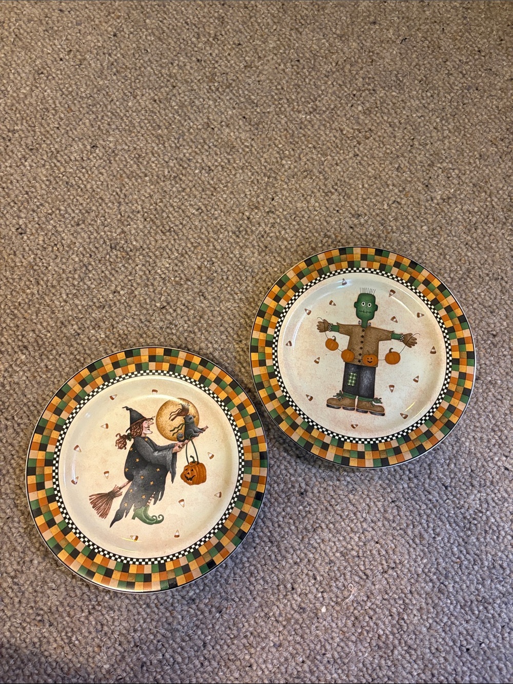 Two Debbie Mumm Halloween plates